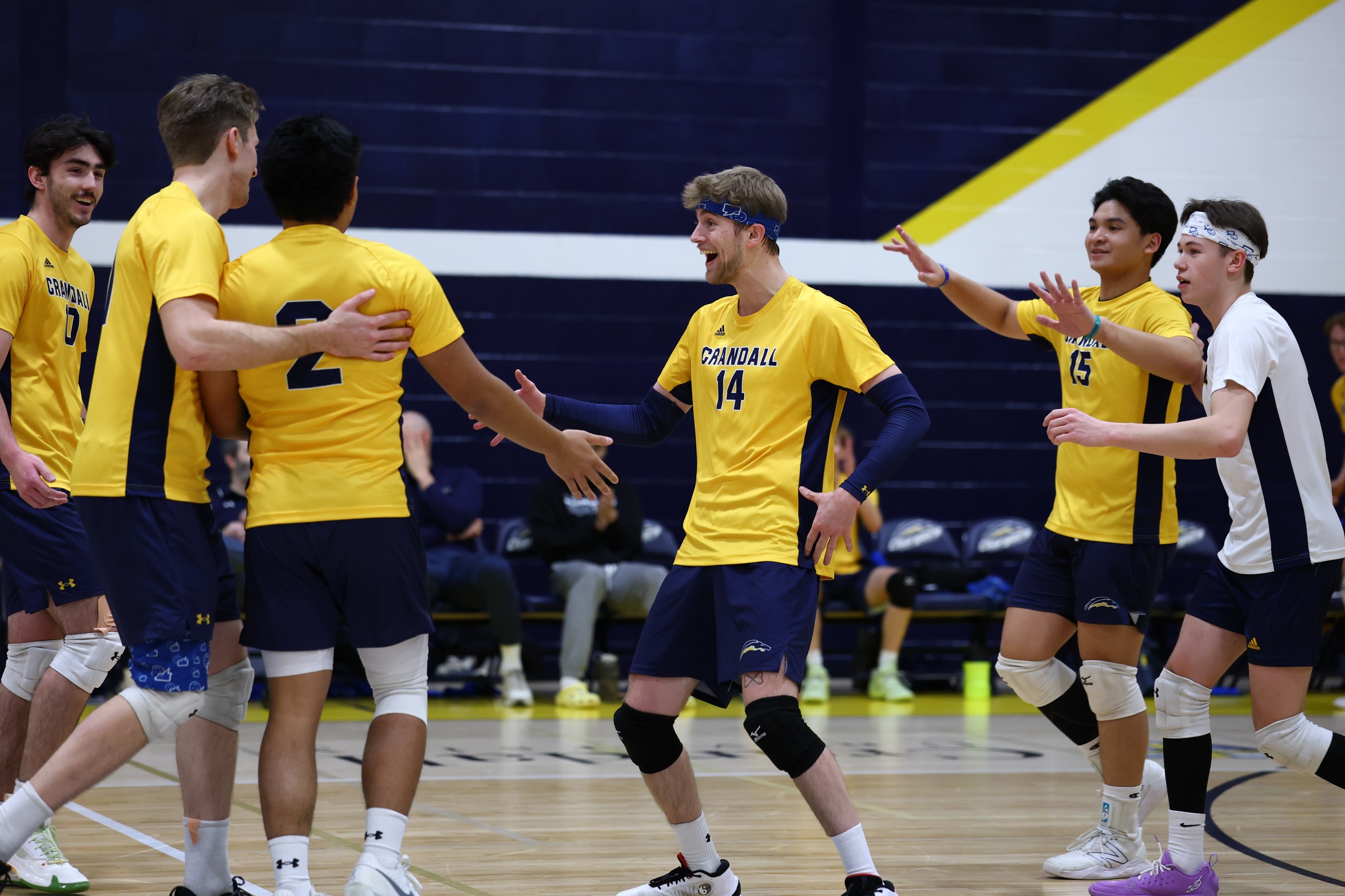Chargers Sweep Dal Rams in Straight Sets