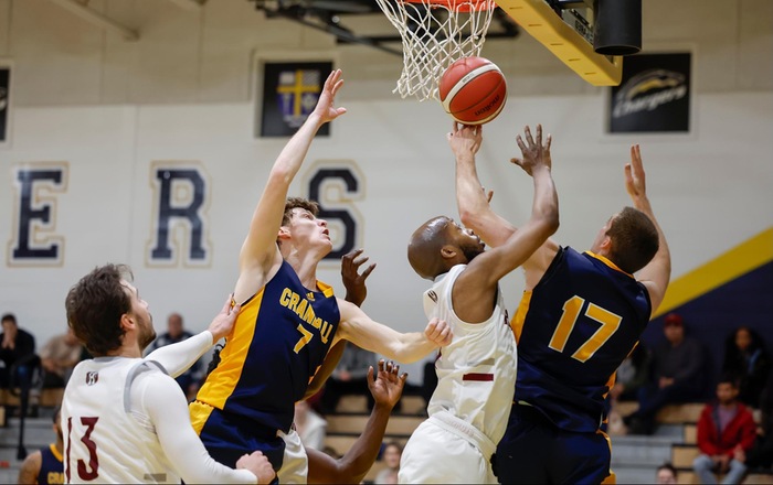 Holland Hurricanes Stun Chargers 86-85 In Overtime